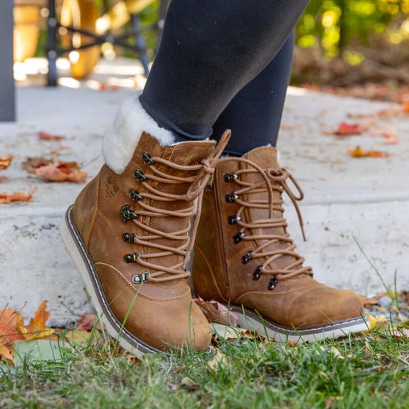 Royal Canadian Cambridge Boots Womens image number 6