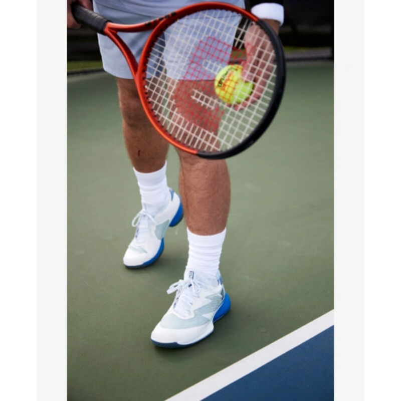 Wilson Burn 100LS v5 Tennis Racquet - Unstrung image number 3