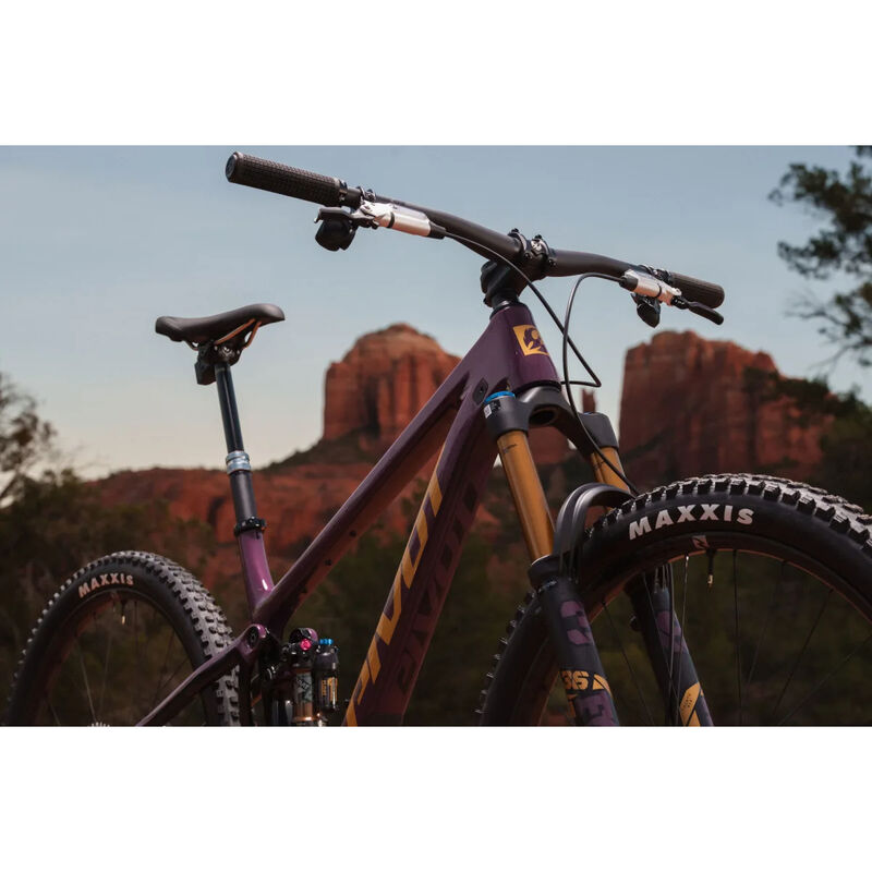 Pivot Trailcat LT Ride Eagle 70/90 29" MTB - L Dark Purple image number 1