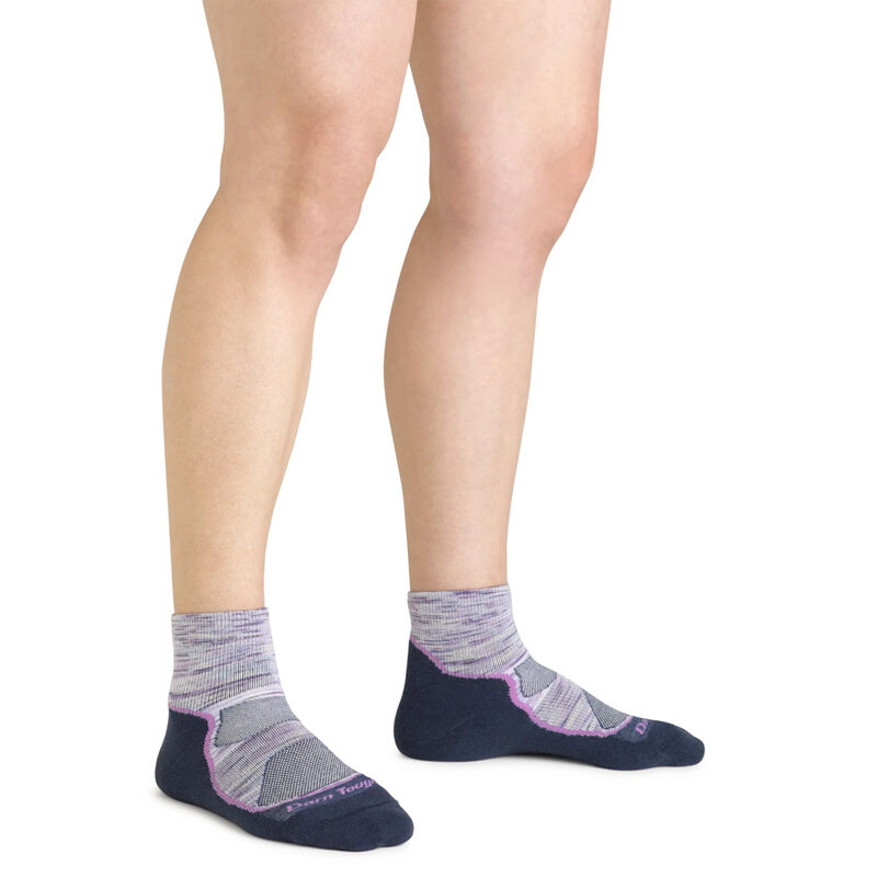 Darn Tough Light Hiker Quarter Lightweight Hiking Socks Womens image number 1
