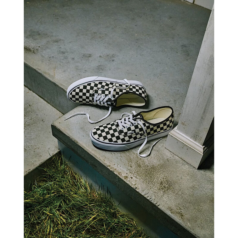 Vans Authentic Checkerboard Shoes Mens - Black/White image number 4