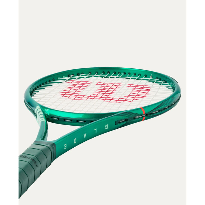 Wilson Blade 100L V10 Tennis Racquet - Unstrung image number 3