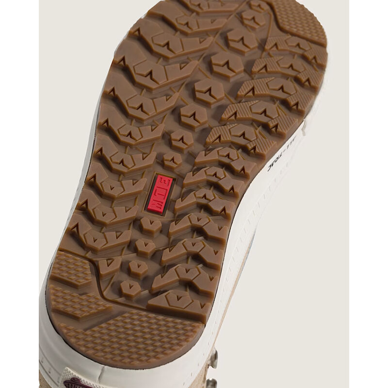 Vans Sk8-Hi Waterproof Insulated Shoes image number 4